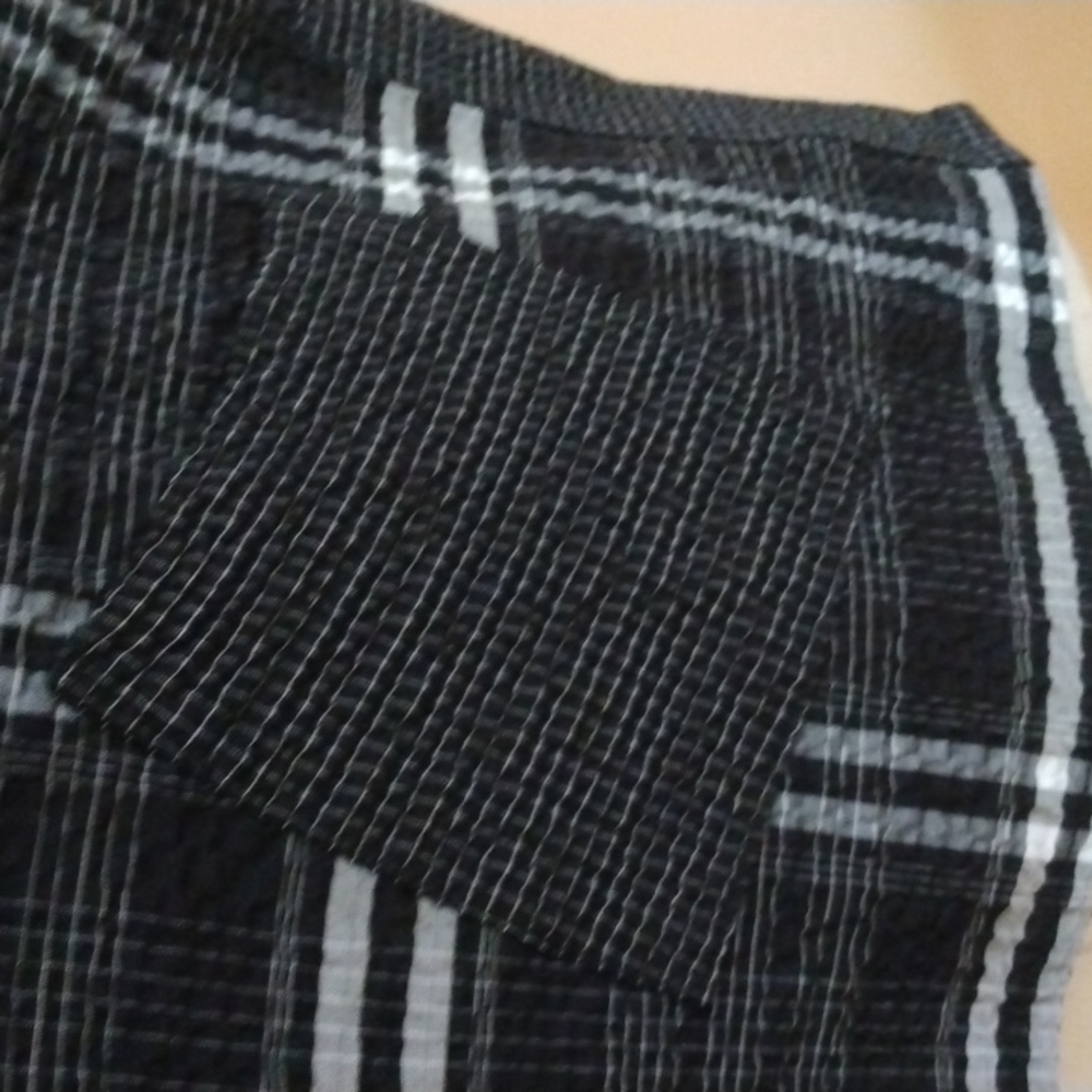 Habitat Size Large Button Front Top. - image 7